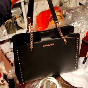 New Michael kors LG Ellis